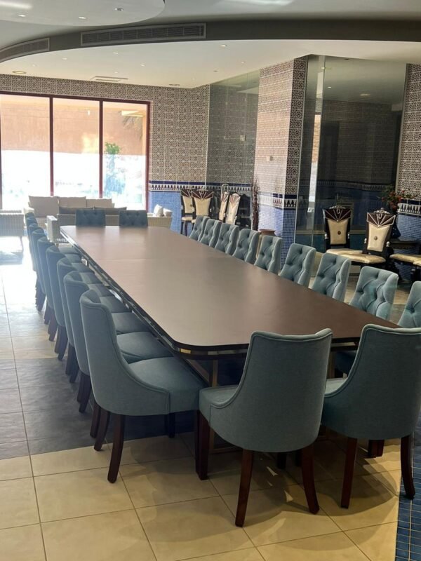 WhatsApp Image 2025-11-03 at 11.17.13 AM (3) طاولة طعام خشب