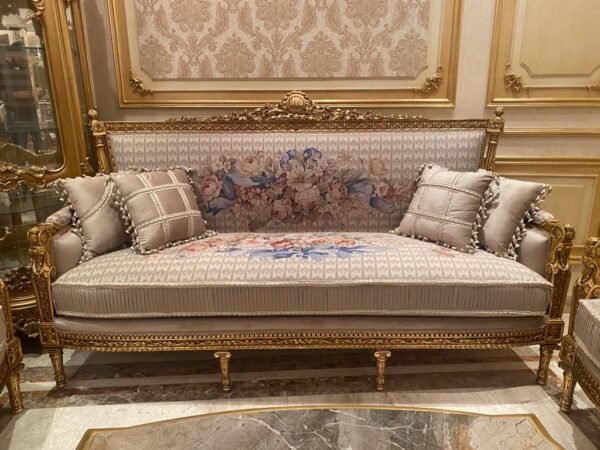 WhatsApp Image 2025-11-03 at 11.31.18 AM (2) طقم كلاسيكى