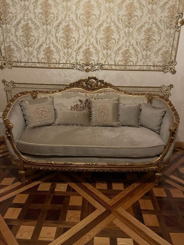 WhatsApp Image 2025-11-03 at 11.31.18 AM (5) طقم كنب كلاسيكي فخم