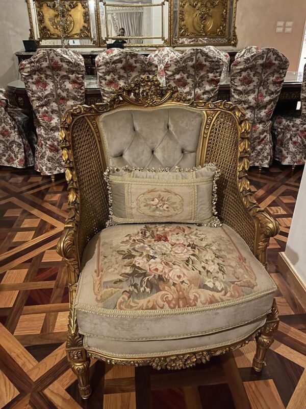 WhatsApp Image 2025-11-03 at 11.31.19 AM طقم كلاسيكى